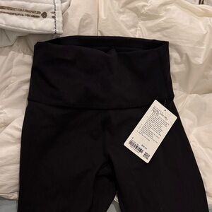 Lululemon Wunder Train HR 25” Black Leggings